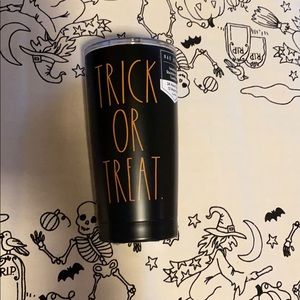 Super cute Halloween mug!!